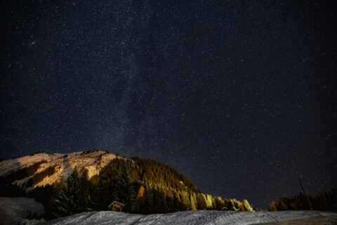 Sternenhimmel Panorama Berge Österreich Milchstraße